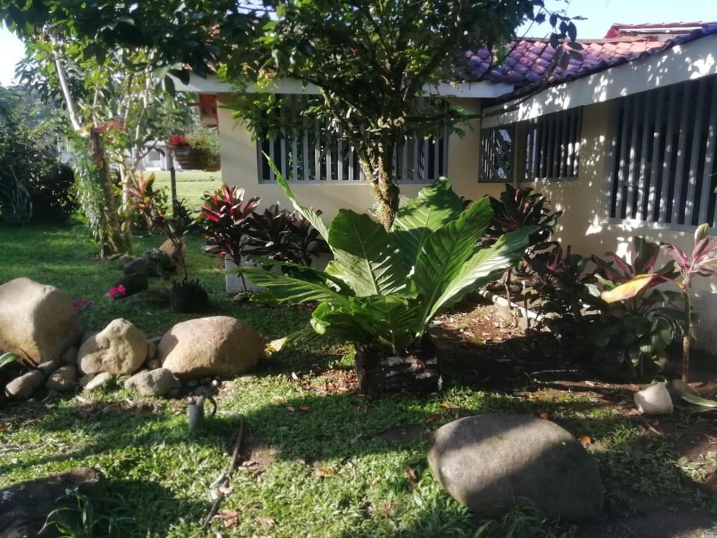 Casa Sophia: Triple Apartment Options with Wi-Fi Guapiles Exterior photo