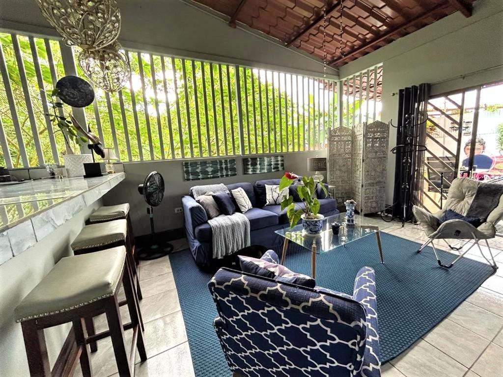 Casa Sophia: Triple Apartment Options with Wi-Fi Guapiles Exterior photo